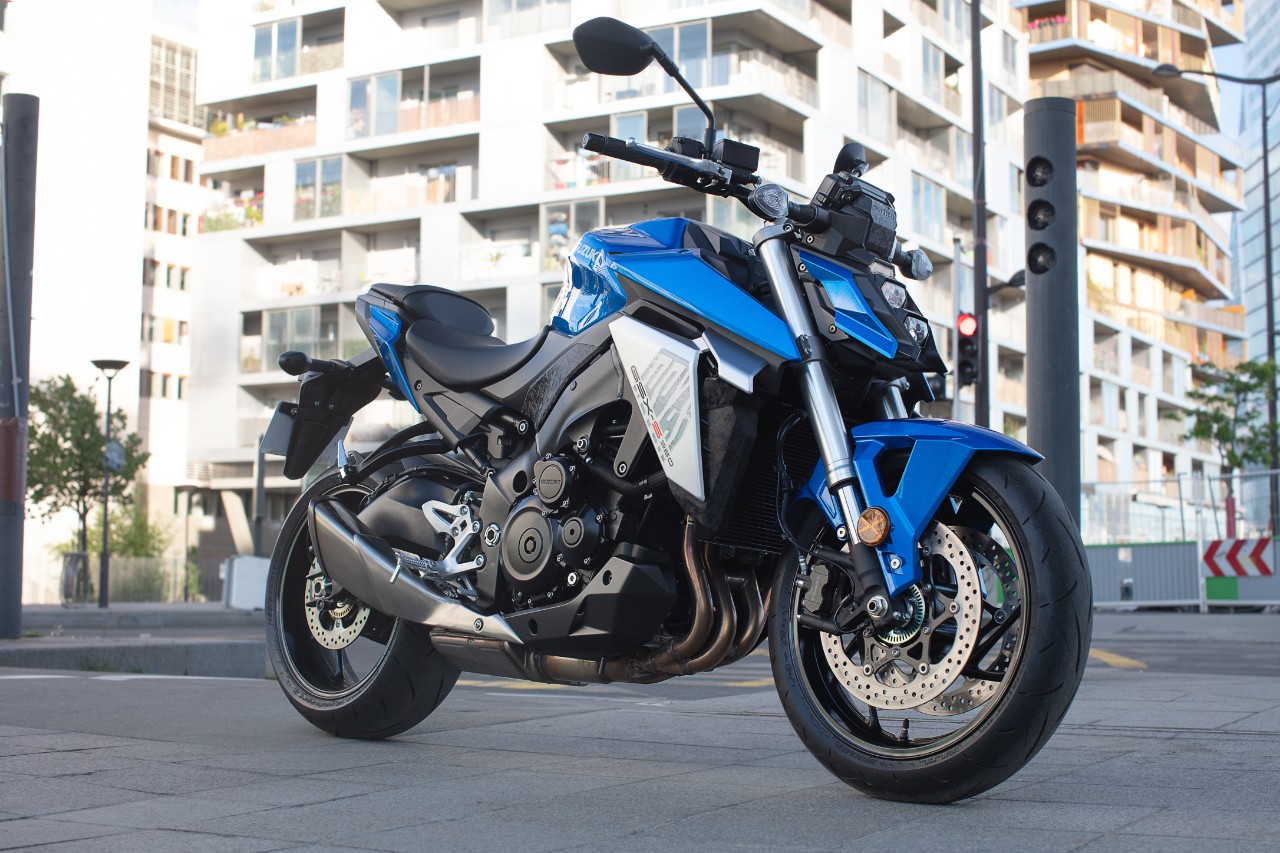 Suzuki GSX-S 950: la porta di accesso